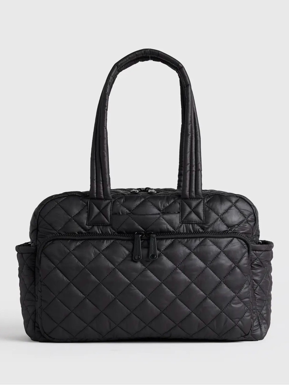 Quince Transit Quilted Duffle Bag / Black / (12” H x 17.5” L x W 7”)
